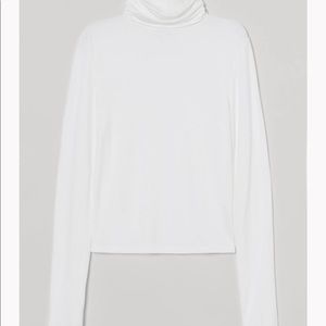 Short Turtleneck Top